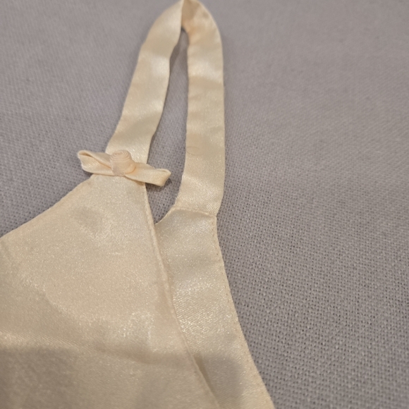 Vtg Christian Dior Satin Camisole & Robe Set Size Medium Cream Peignor Lounge - Picture 4 of 12